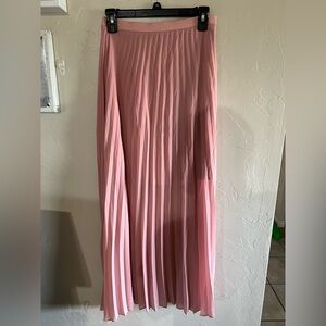 Haute Monde Maxi pleated pink skirt small